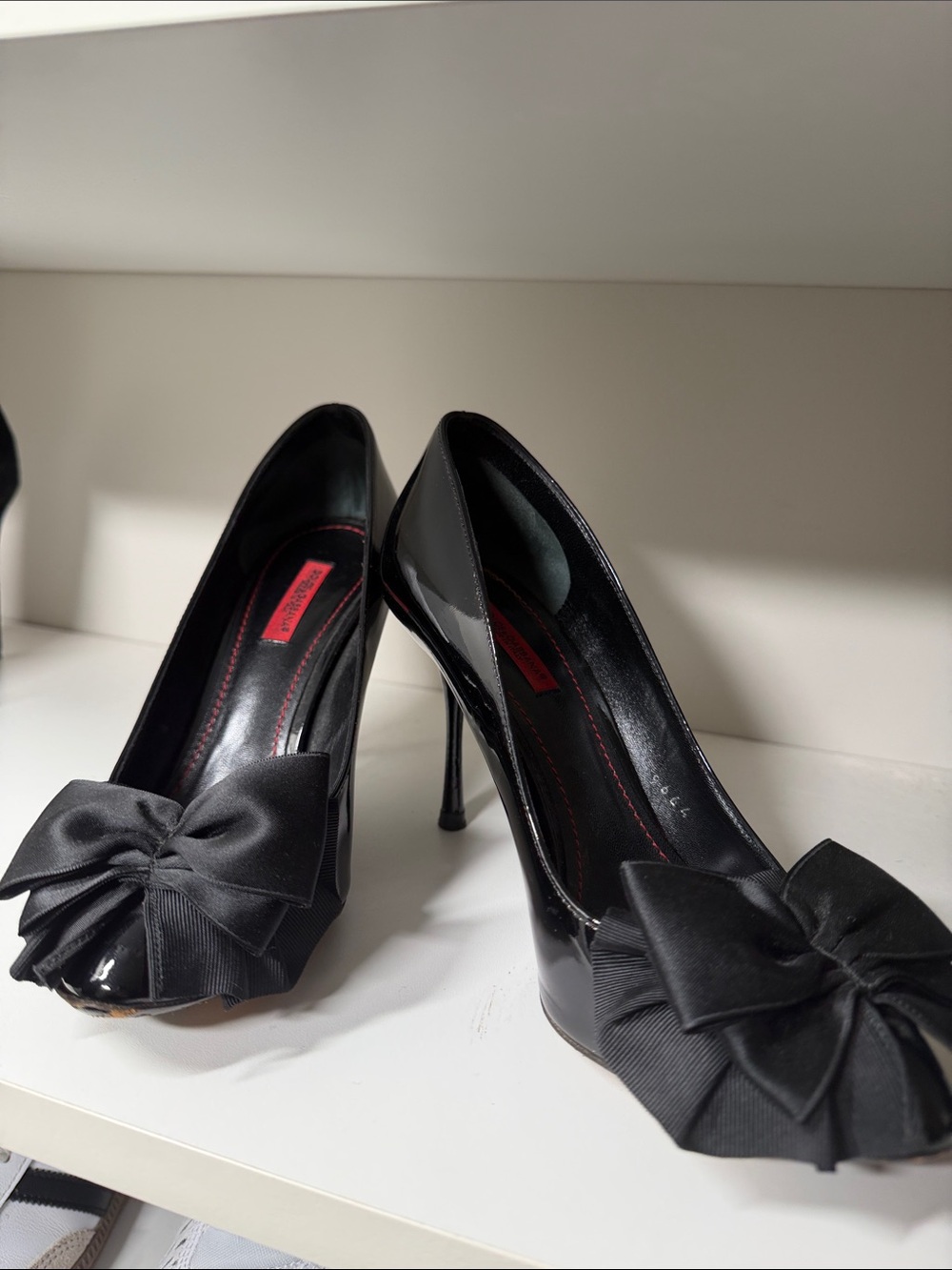 Dolce & Gabbana Black Satin/gross grain Bow-Trim patent leather Pumps
